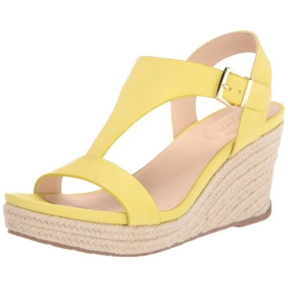 Kenneth Cole Women's Yellow T-strap Wedge Sandal Sz 7.5 - Picture 1 of 8